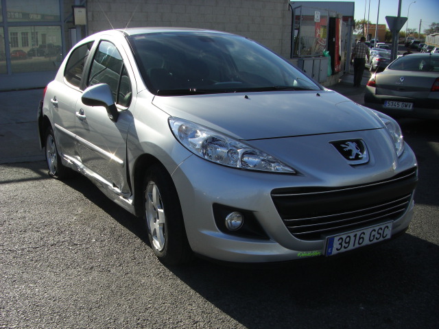 PEUGEOT 207 1.4 VTI 16V SPORT 95CV GASOLINA