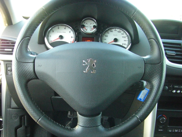 PEUGEOT 207 1.4 VTI 16V SPORT 95CV GASOLINA