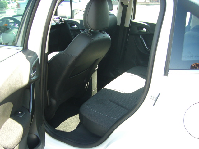 CITROEN C-3 PURETECCH COLLECTION 1.2 GASOLINA 82CV