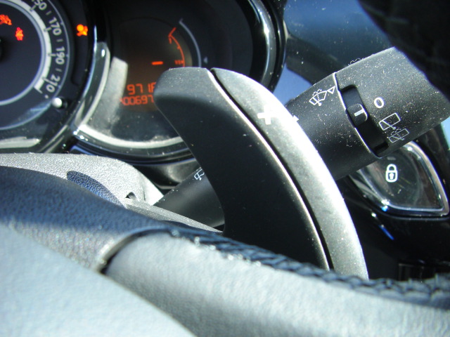 CITROEN C-3 PURETECCH COLLECTION 1.2 GASOLINA 82CV