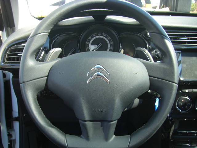 CITROEN C-3 PURETECCH COLLECTION 1.2 GASOLINA 82CV