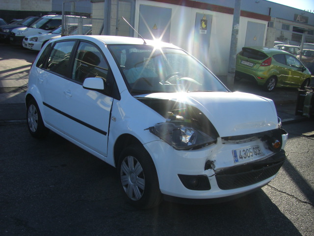 FORD FIESTA 1.3 i 80CV GASOLINA