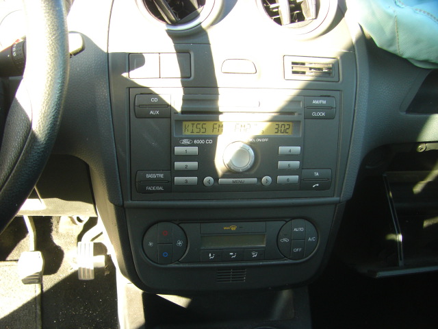 FORD FIESTA 1.3 i 80CV GASOLINA