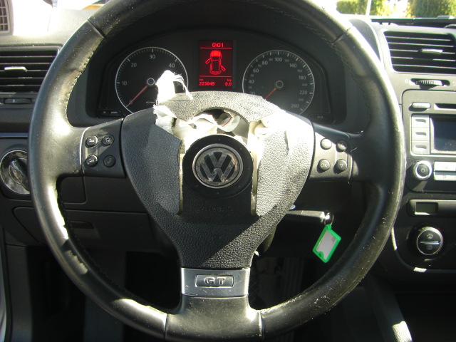 VOLKSWAGEN GOLF V 1.9 TDI 105CV