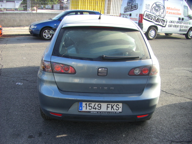 SEAT IBIZA 1.4 GASOLINA 85CV