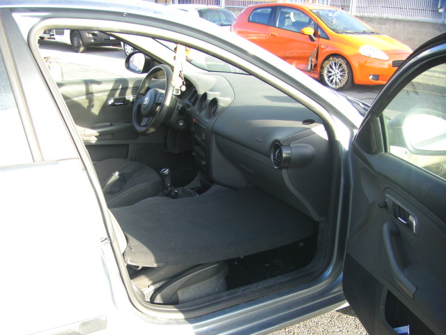 SEAT IBIZA 1.4 GASOLINA 85CV