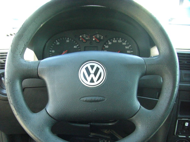 VOLKSWAGEN GOLF 1.9 TDI 90CV