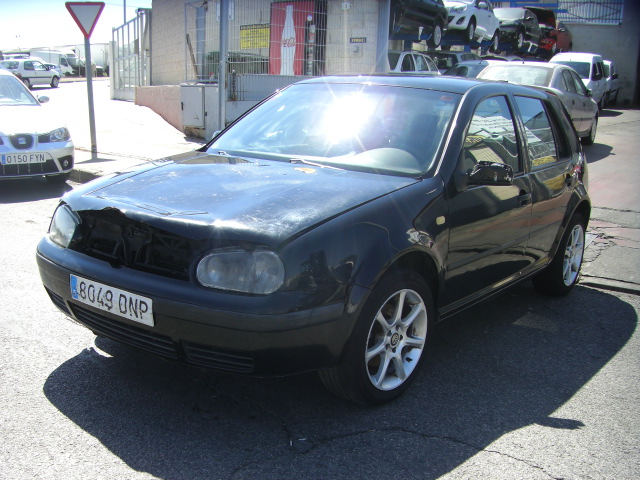 VOLKSWAGEN GOLF 1.9 TDI 90CV