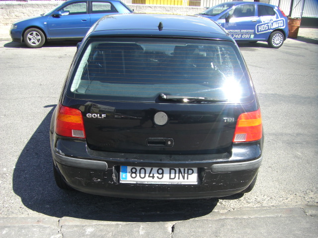 VOLKSWAGEN GOLF 1.9 TDI 90CV