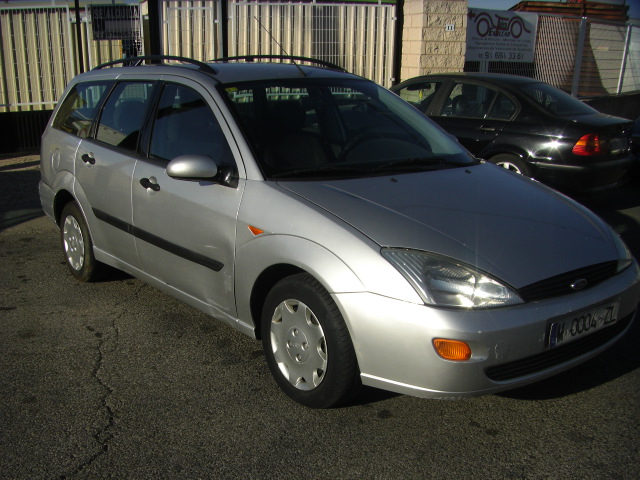 FORD FOCUS FAMILIAR 1.8 TDCI 90CV
