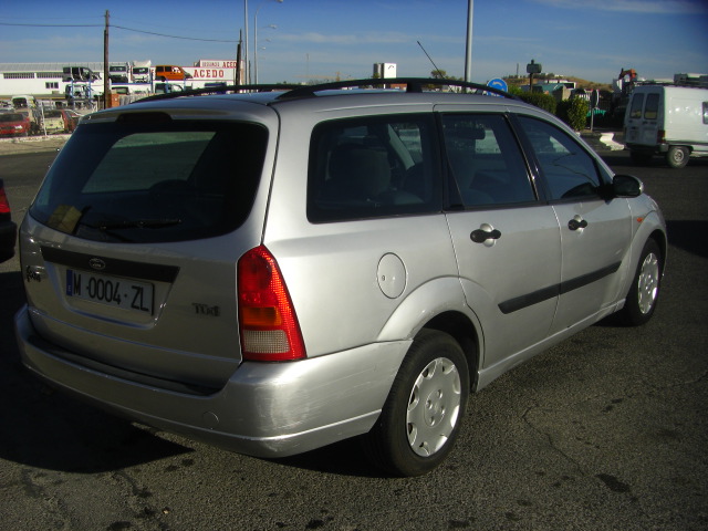 FORD FOCUS FAMILIAR 1.8 TDCI 90CV