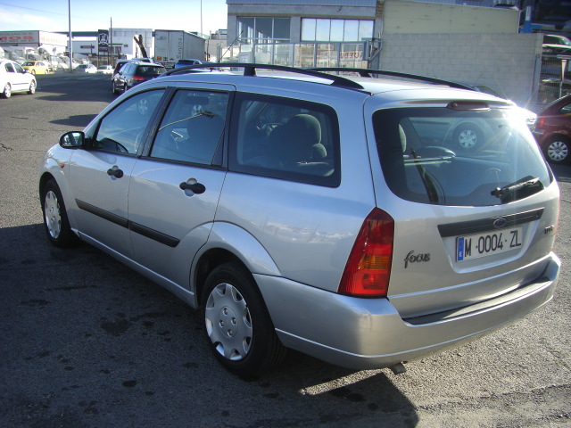 FORD FOCUS FAMILIAR 1.8 TDCI 90CV