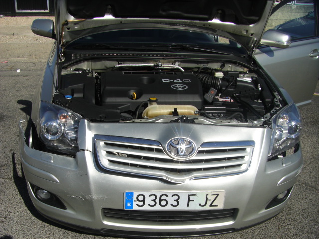 TOYOTA AVENSIS FAMILIAR 2.0 D4D 125CV