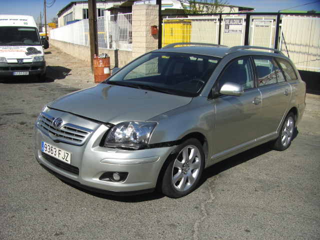 TOYOTA AVENSIS FAMILIAR 2.0 D4D 125CV