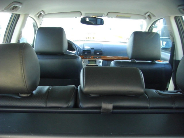 TOYOTA AVENSIS FAMILIAR 2.0 D4D 125CV