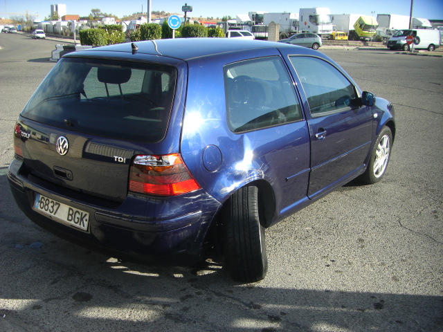 VOLKSWAGEN GOLF IV 1.9 TDI 110CV