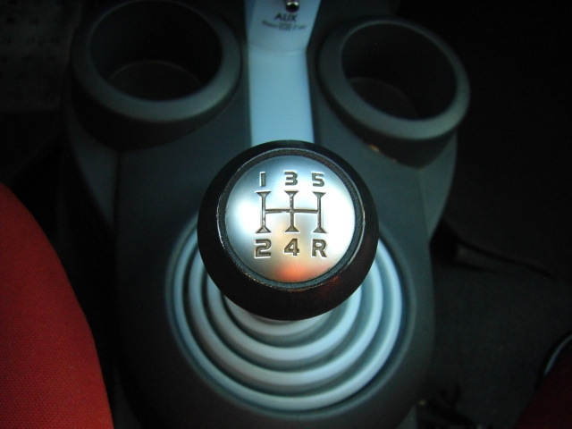 MITSUBISHI COLT INVITE 1.3 GASOLINA 95CV