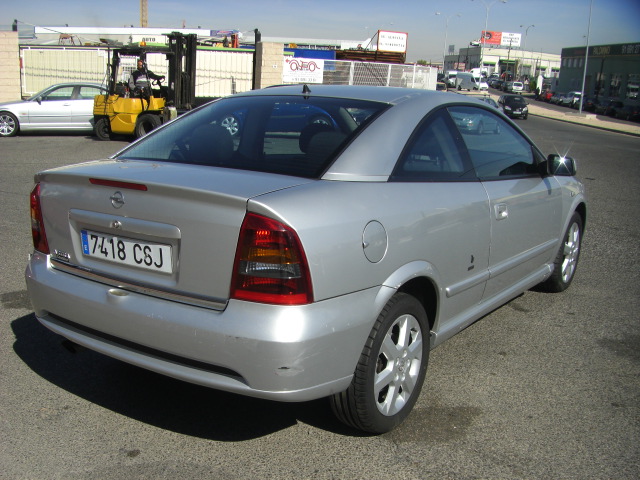 OPEL ASTRA G COUPE 2.2 GASOLINA 145CV AUTOMATICO