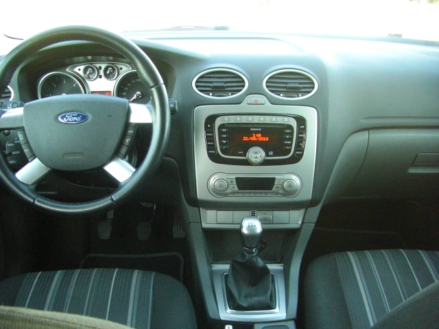 FORD FOCUS FAMILIAR 1.6 TDCI 110CV
