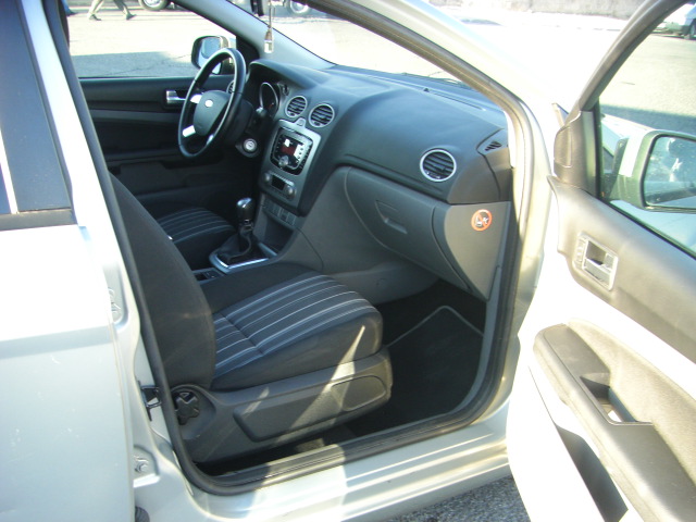 FORD FOCUS FAMILIAR 1.6 TDCI 110CV