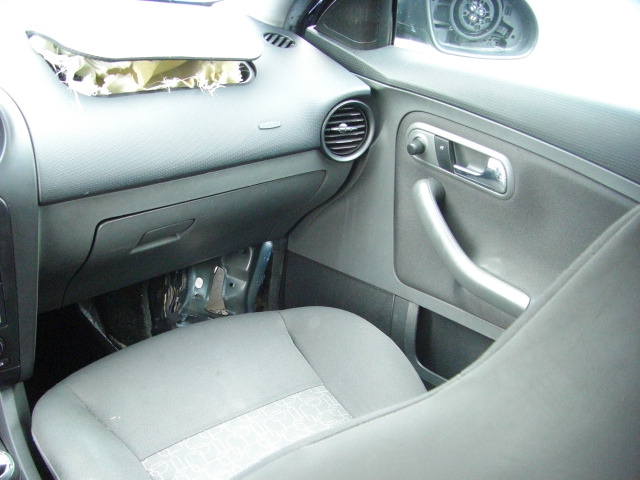 SEAT IBIZA 1.4 GASOLINA 85CV