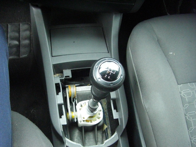 SEAT IBIZA 1.4 GASOLINA 85CV