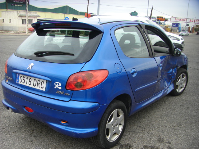 PEUGEOT 206 1.4 HDI 68CV