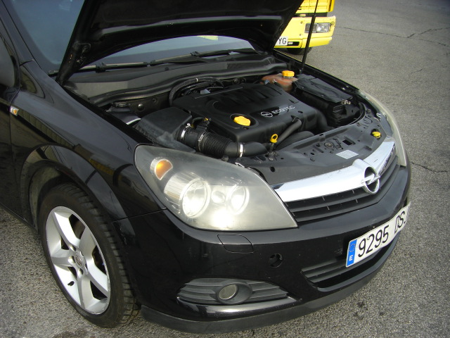 OPEL ASTRA 1.9 GTC 120CV