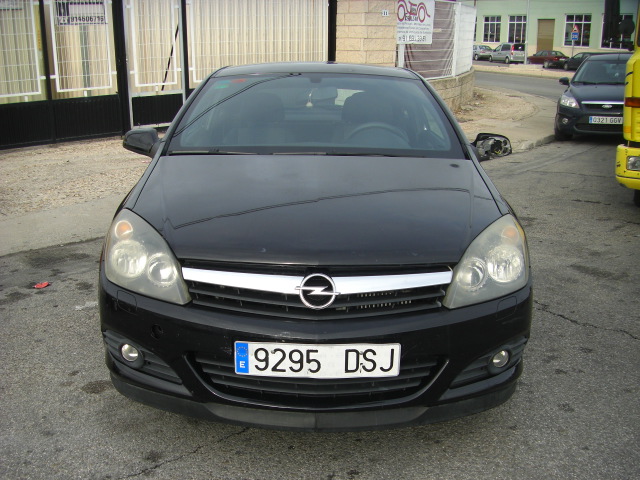 OPEL ASTRA 1.9 GTC 120CV