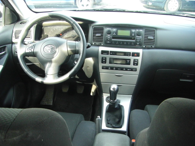 TOYOTA COROLLA SOL 1.6 I 110CV
