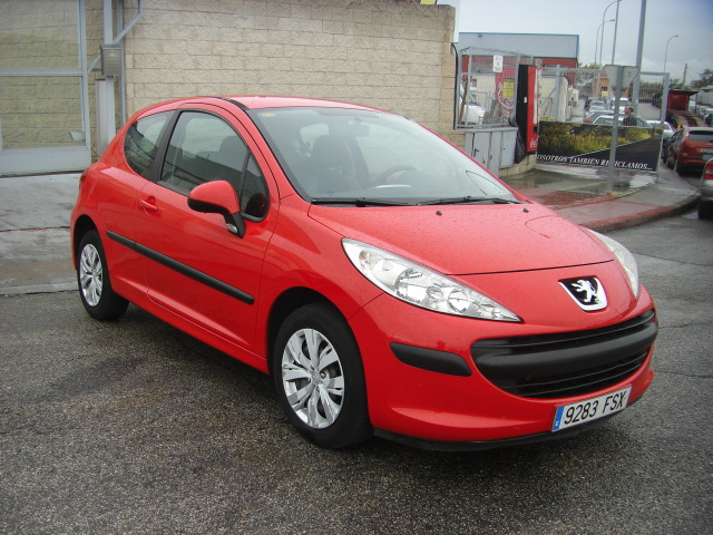 PEUGEOT 207 CONFORT 1.4 GASOLINA 95CV