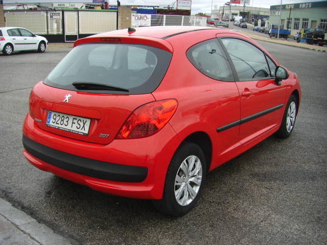 PEUGEOT 207 CONFORT 1.4 GASOLINA 95CV