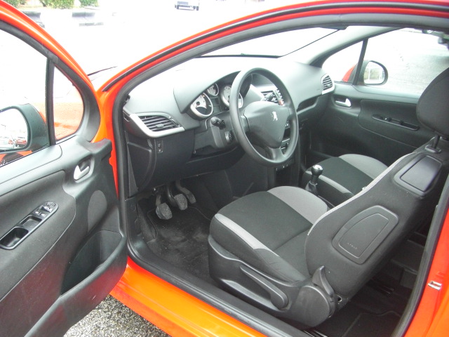 PEUGEOT 207 CONFORT 1.4 GASOLINA 95CV
