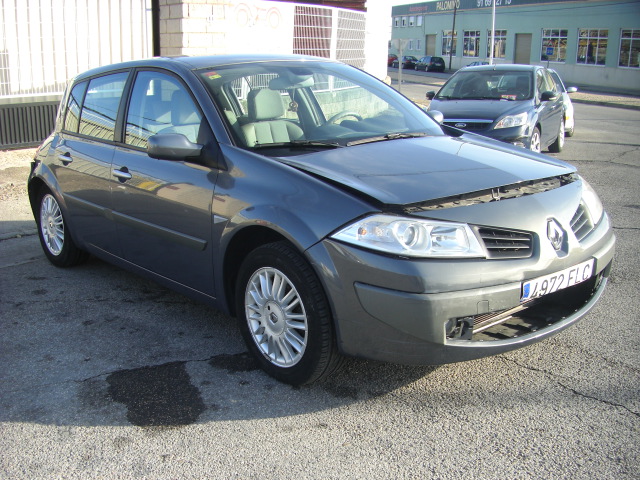 RENAULT MEGANE 2.0 GASOLINA 134CV