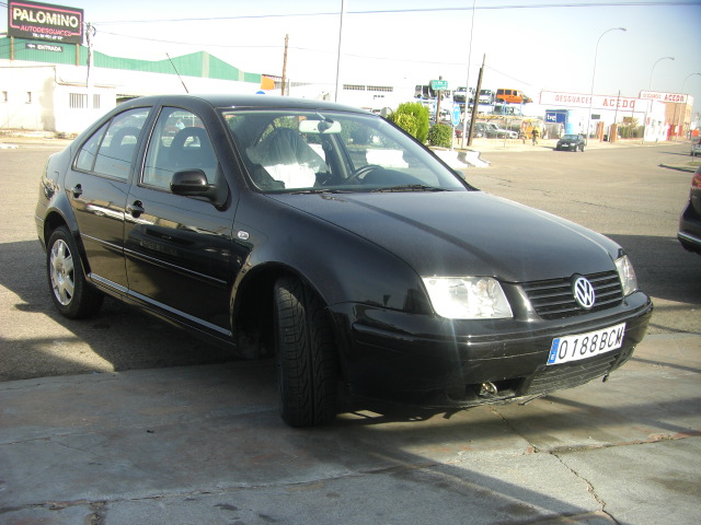 VOLKSWAGEN BORA 1.9 TDI 115CV