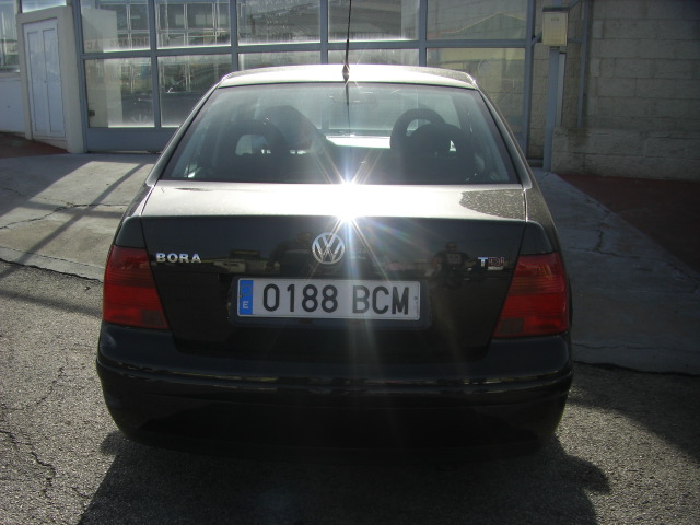 VOLKSWAGEN BORA 1.9 TDI 115CV