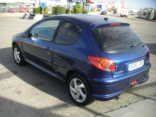 PEUGEOT 206 1.6 GASOLINA 108 CV