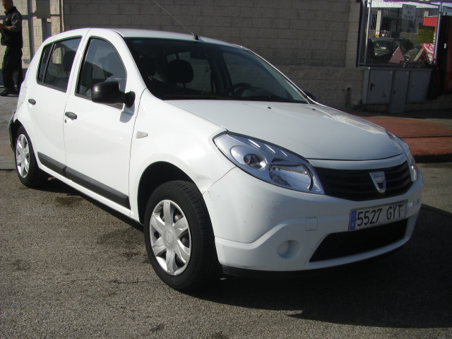 DACIA SANDERO 1.2 GASOLINA 75CV