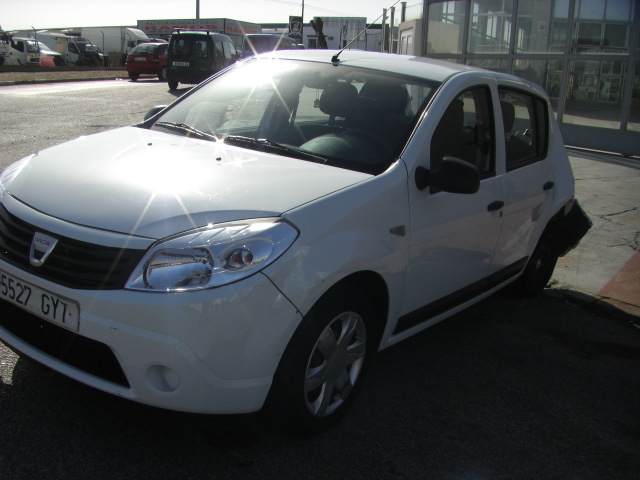 DACIA SANDERO 1.2 GASOLINA 75CV