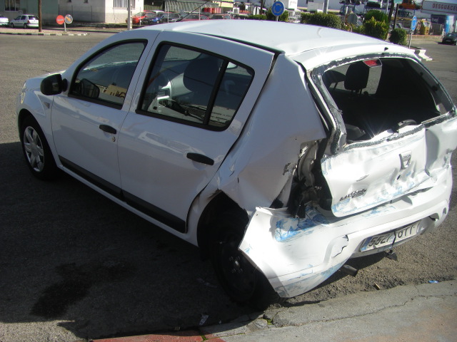 DACIA SANDERO 1.2 GASOLINA 75CV