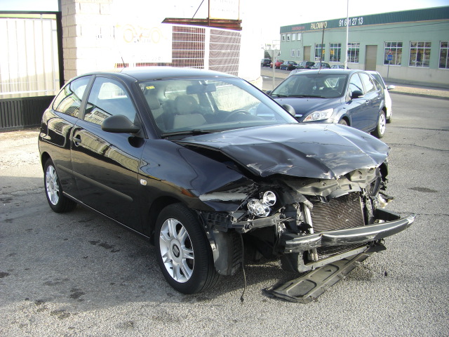 SEAT IBIZA 1.4 GASOLINA 100CV