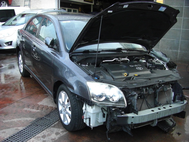 TOYOTA AVENSIS 2.2 D4D 138CV