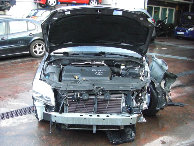 TOYOTA AVENSIS 2.2 D4D 138CV