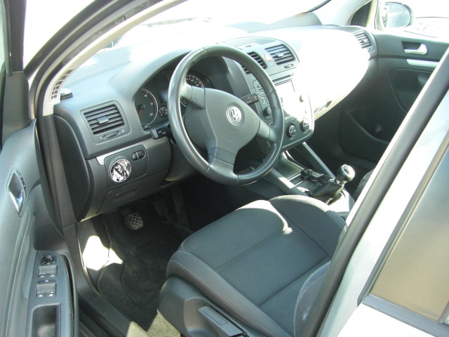 VOLKSWAGEN GOLF 1.9 TDI 105CV