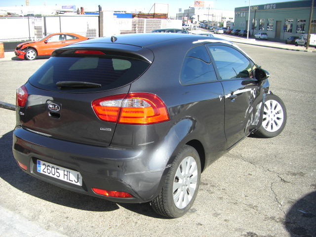 KIA RIO 1.4 CRDI 90CV