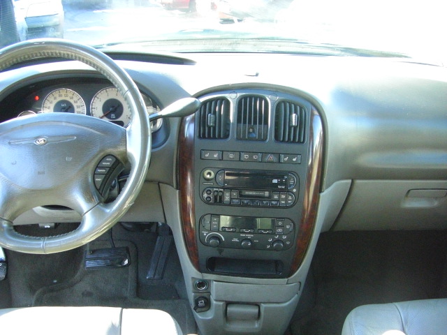 CRYSLER GRAND VOYAGUER 3.3 LX GASOLINA 182CV 7 PLAZAS