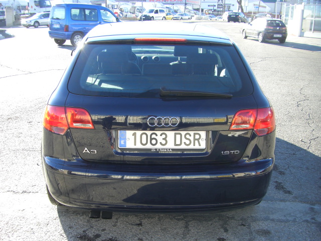 AUDI A-3 1.9 TDI 