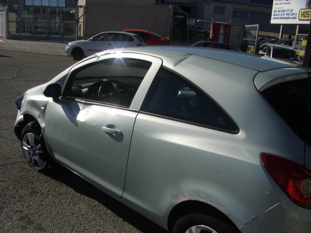 OPEL CORSA 1.2 GASOLINA 80CV