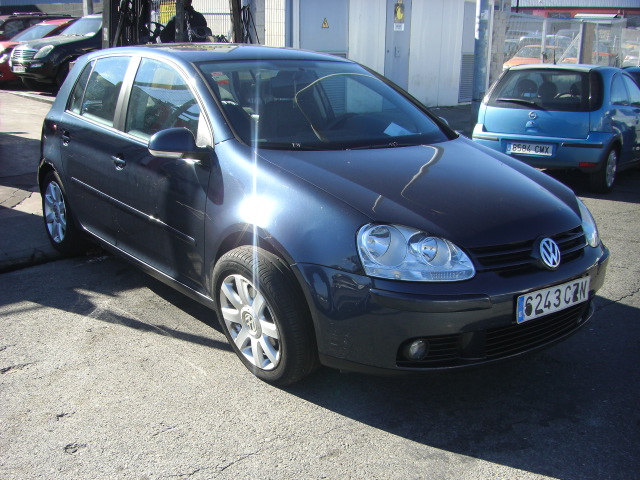 VOLKSWAGEN GOLF 1.6 GASOLINA 102CV