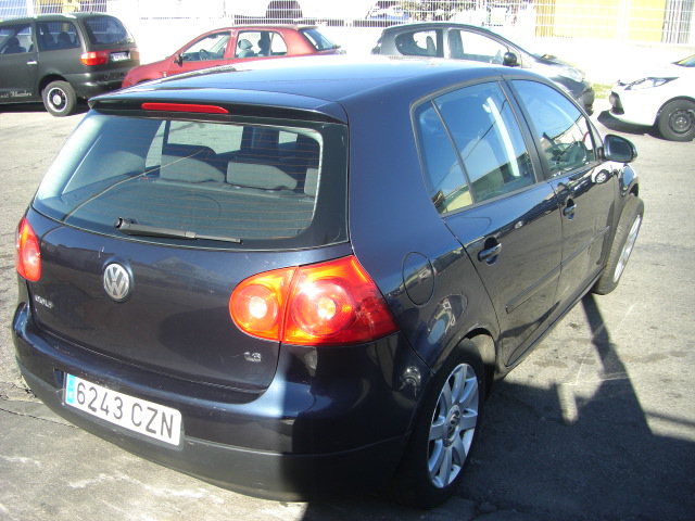 VOLKSWAGEN GOLF 1.6 GASOLINA 102CV